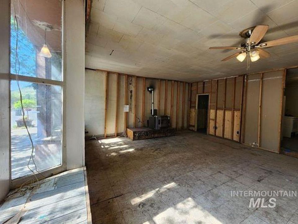 209 Main St, Juliaetta, ID 83535 Zillow