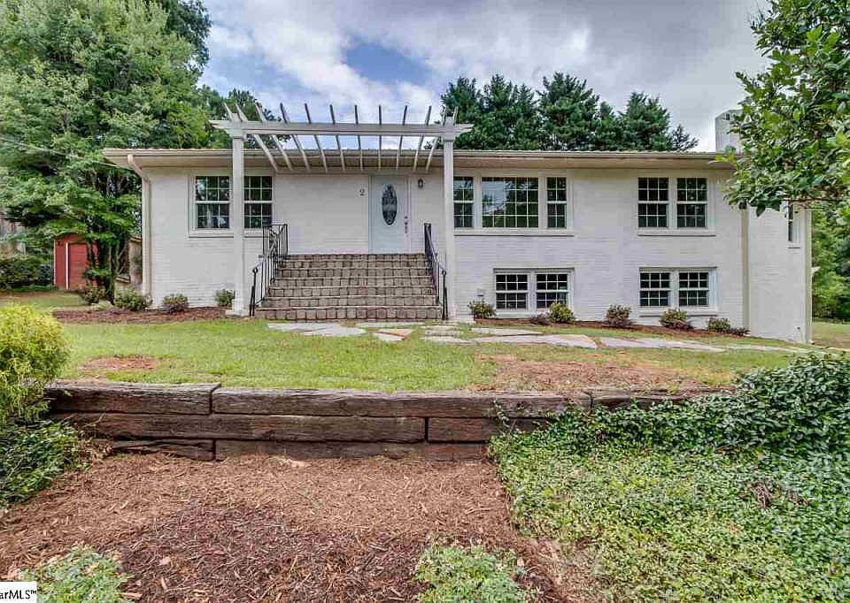 1st image of 2 Starsdale Cir
