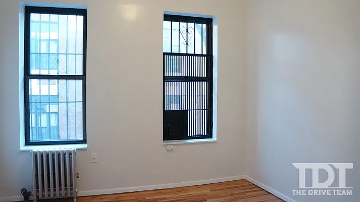 Rented by J Misrahi Realty Corp | media 28