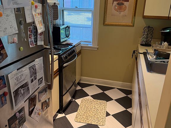 5th image of 441 Madison Ave SE #2A