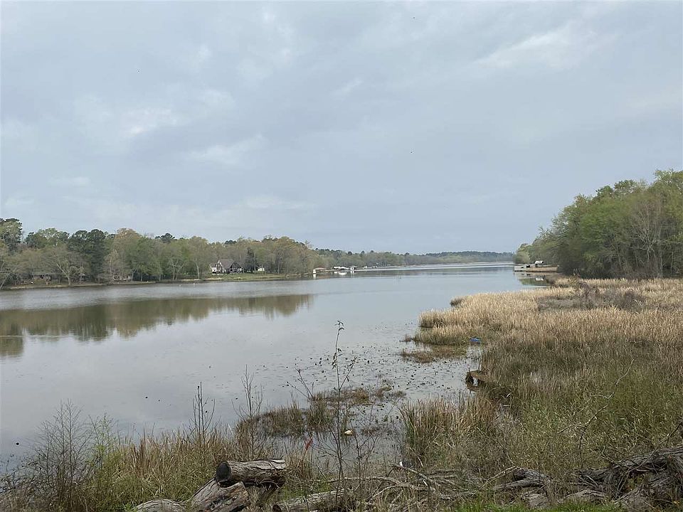 3089 E Lake Dr, Gladewater, TX 75647 Zillow