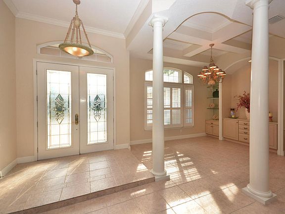 2nd image of 37 San Gabriel Ln