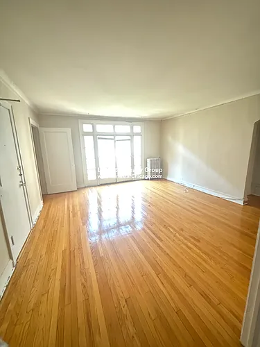 909 Elmwood Ave #H3 Photo 1