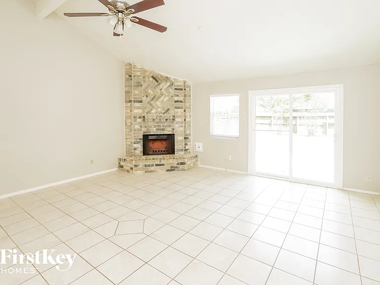 26511 Cypresswood Dr — Photo 4