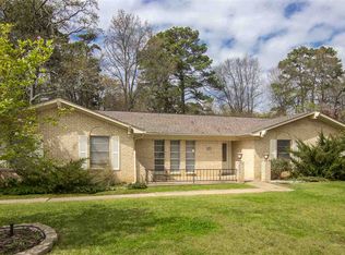 1011 Seminole Ln, Longview, TX 75605
