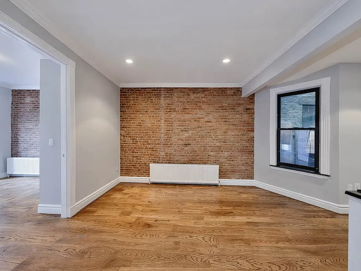 450 West 50th Street — Photo 2
