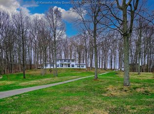 1828 Whispering Pines Rd, Sissonville, WV 25320