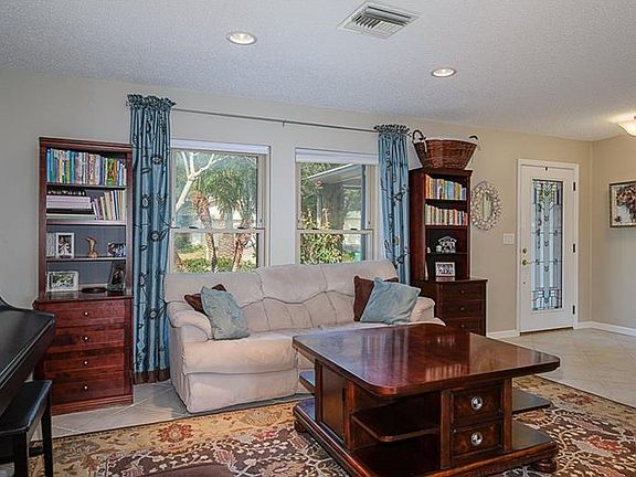 3rd image of 4113 Mallard Dr