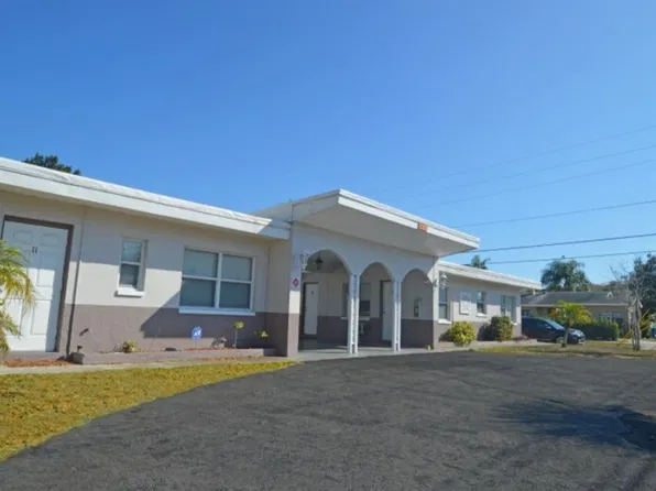 Ruby Apartments- Sabal