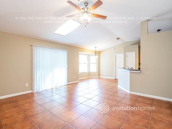 3rd image of 1919 Hunters Trace Cir