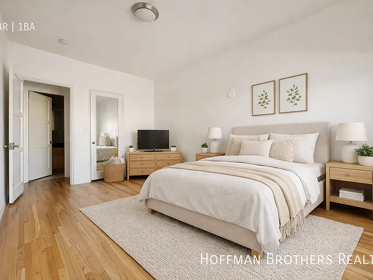 7575 Melrose Ave #3 — Photo 3