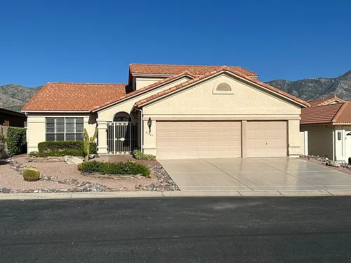 37985 S Eagle Dr Photo 1
