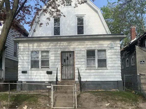 3327 North 13th STREET, Milwaukee, WI 53206