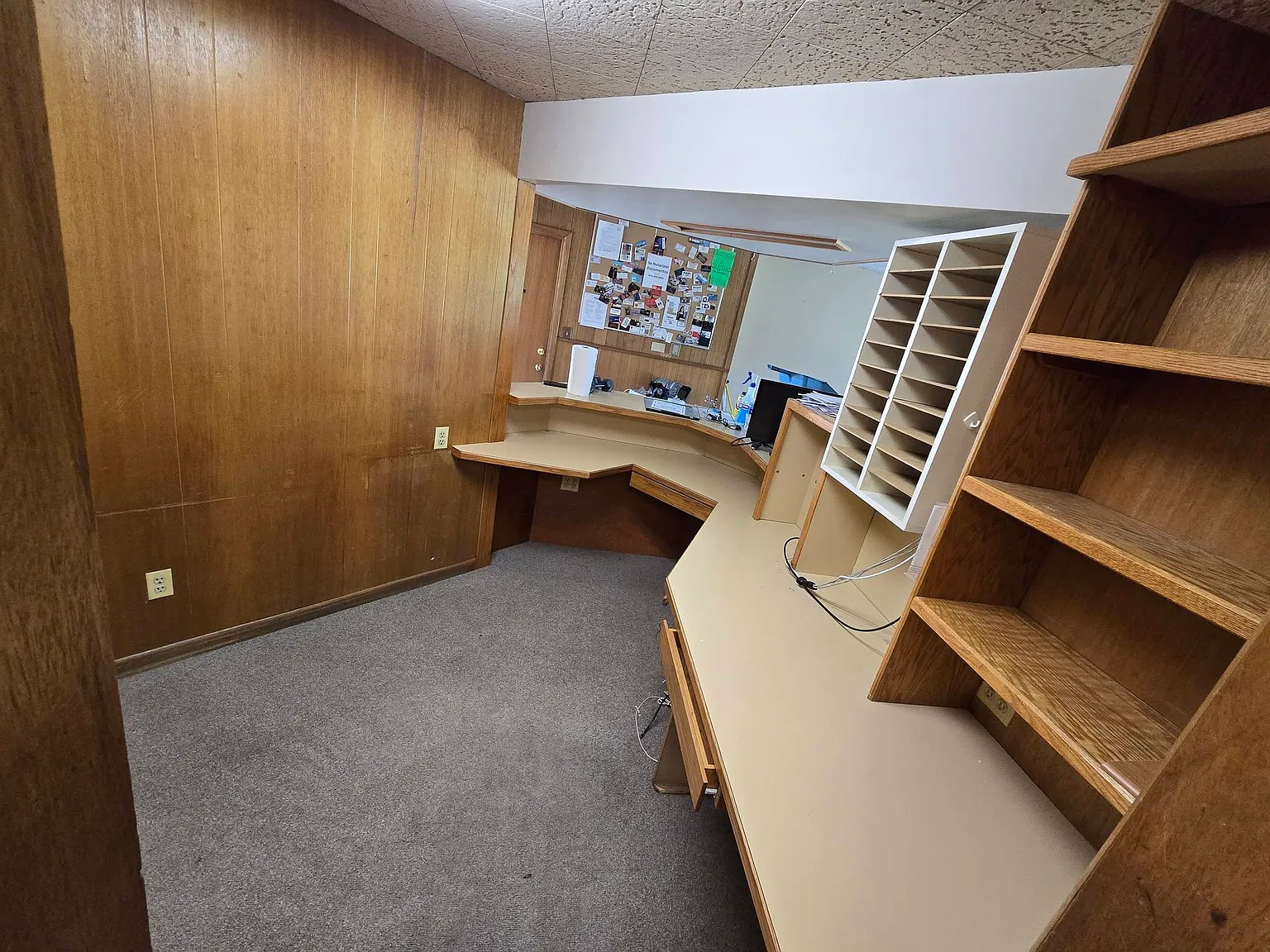4 bed, $1,800 — Photo 2