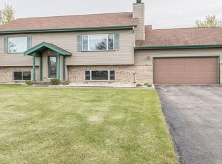 2011 Newberry Ln, Racine, WI 53402