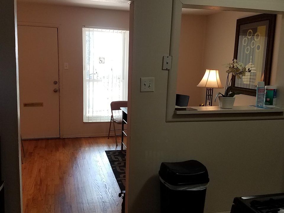 Maplewood Square Apartments - 2700 Oakland Ave Maplewood MO | Zillow