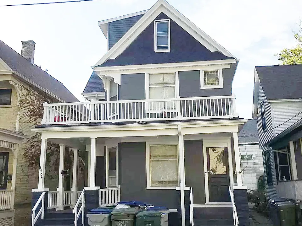 2407 N Frederick Ave