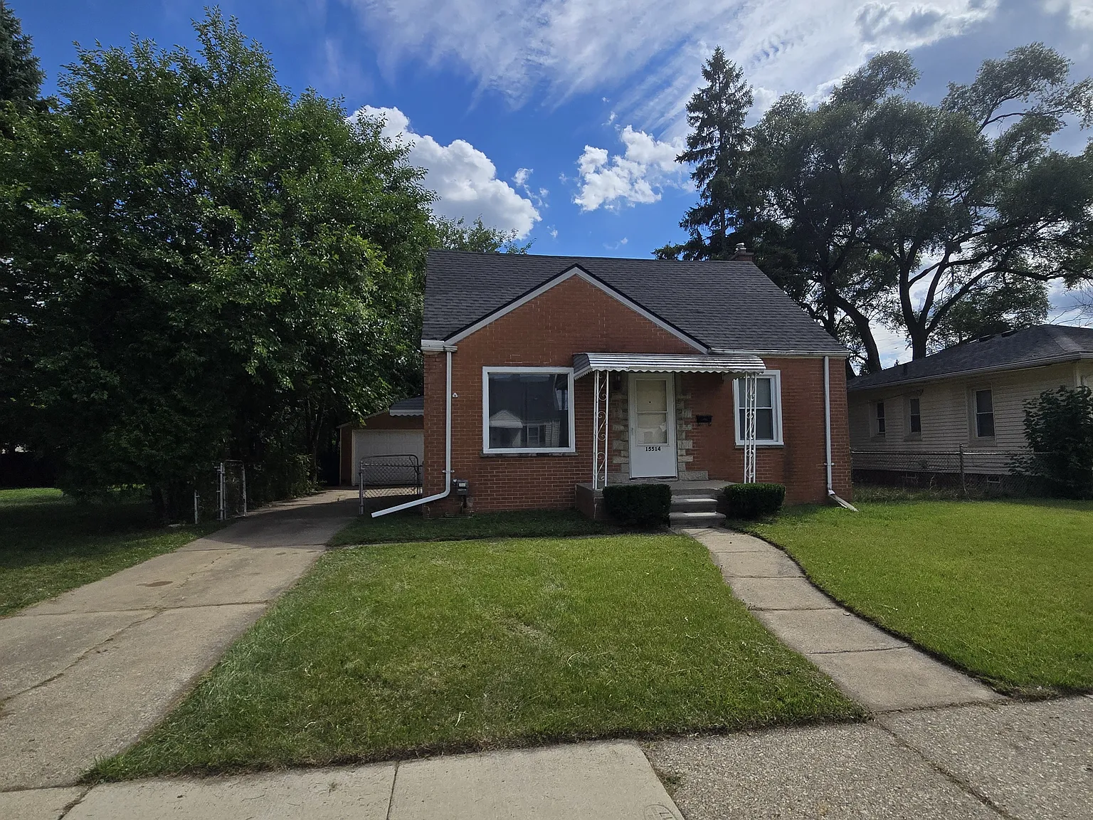 3 bed, 1025 sqft, $1,550 — Photo 1