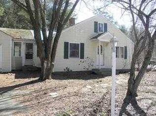 75 Chestnut Hill Rd, Rochester, NH 03867