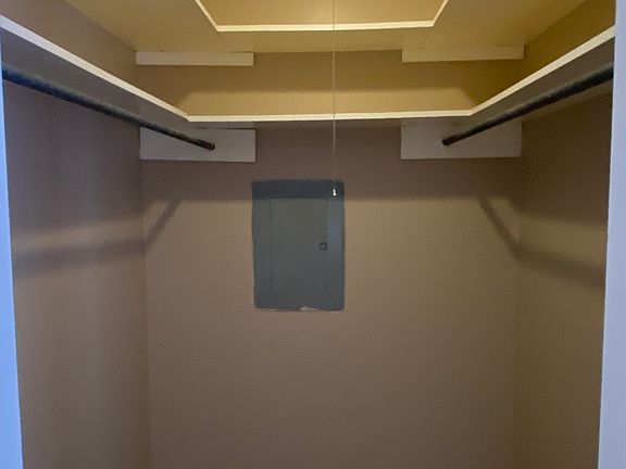 2nd image of 3259 N Ardenwood Dr #2