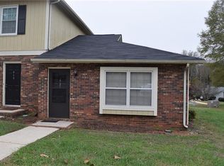 621 W 12th St, Newton, NC 28658