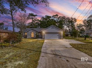 2776 Santa Rosa Dr, Lillian, AL 36549