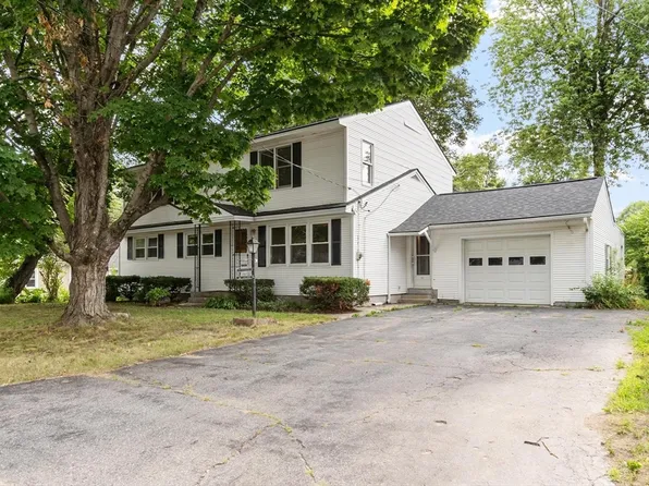 16 Hobson St, Leominster, MA 01453