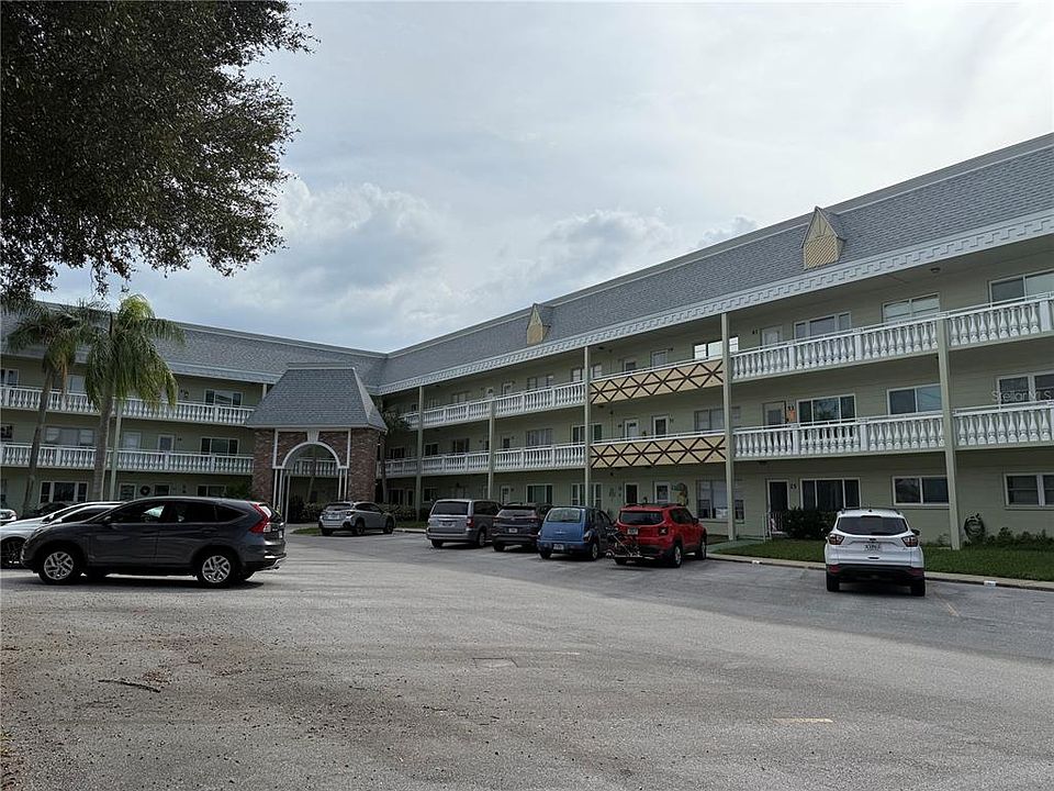 1st image of 2459 Columbia Dr APT 51