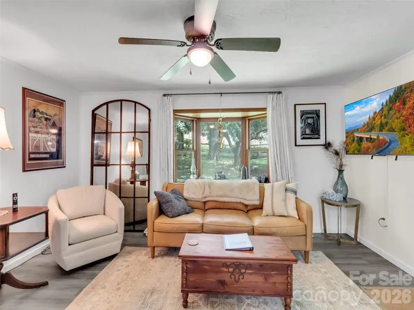 340 Mauney Cove Rd, Waynesville, NC 28786