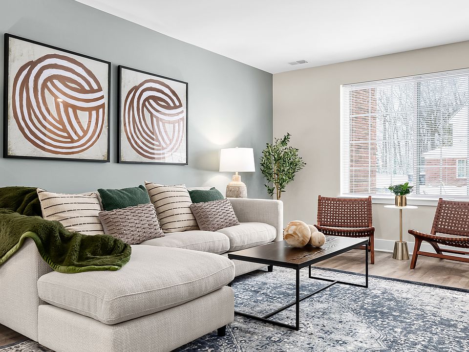 1st image of 873 Westbury Blvd #33-753