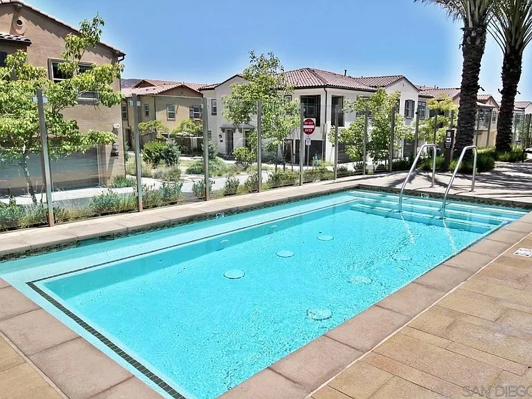 11002 Logan Way — Photo 3