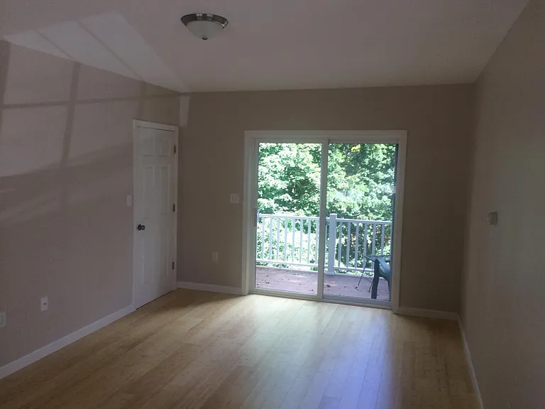 15 Crescent St #15A — Photo 11