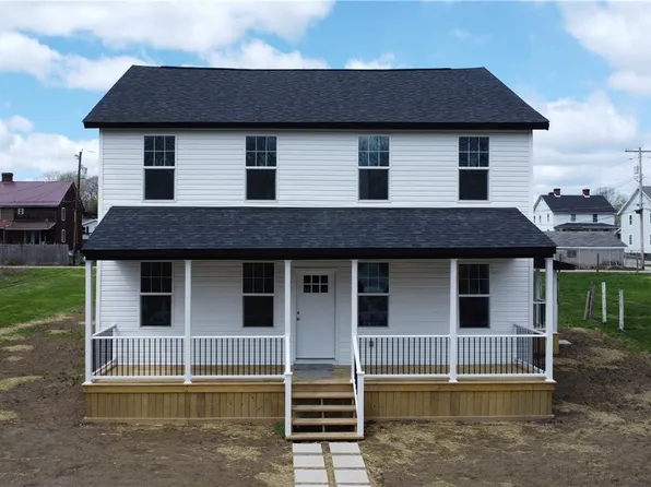 15 Leith St S, Uniontown, PA 15401