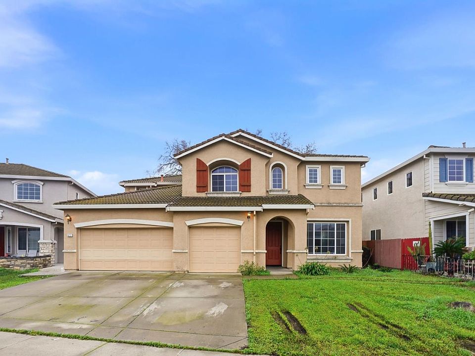 1st image of 8727 Bergamo Cir