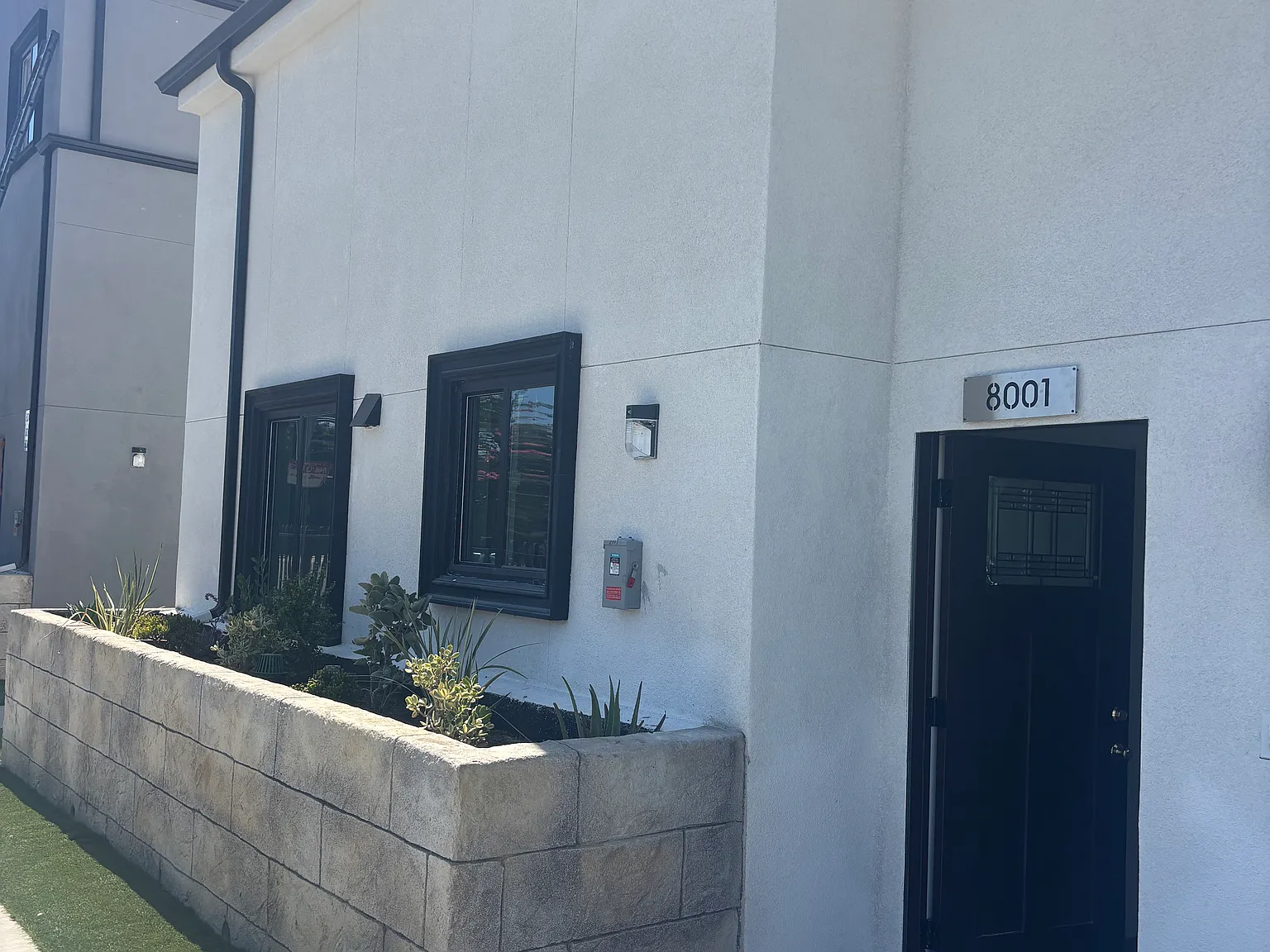 4 bed, 1500 sqft, $3,650 — Photo 1