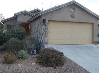 674 W Firehawk Dr, Green Valley, AZ 85614