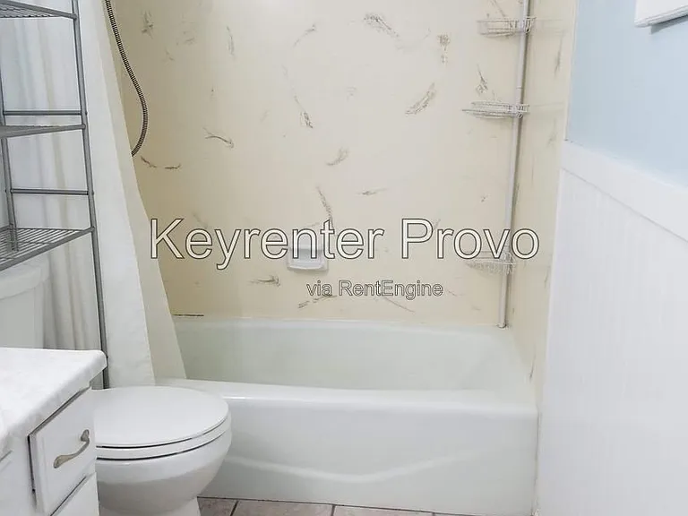1686 Hickory Ln — Photo 14