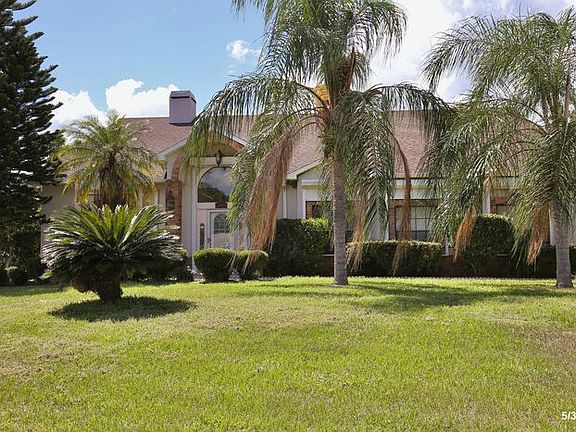 2nd image of 608 Adriane Park Cir