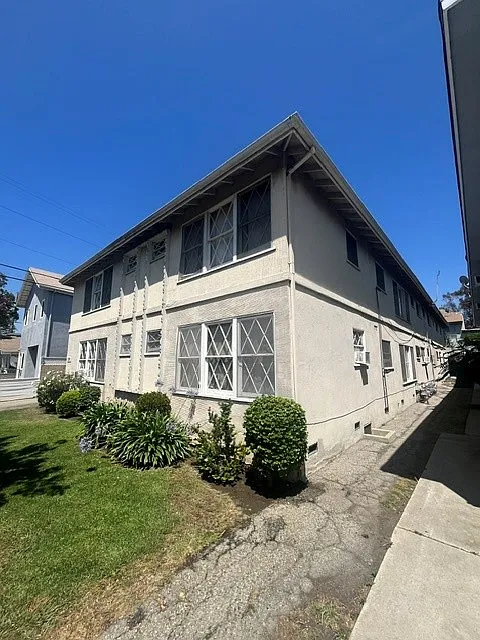 3316 S. Durango Ave. — Photo 4