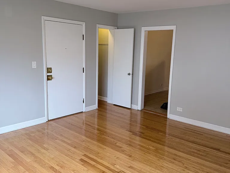 205 27th Ave #1R — Photo 5