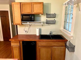 19330 Mountain Spring Ln, Leesburg, VA 20175