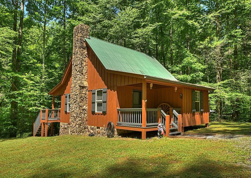 1st image of 373 Barnes Creek Dr