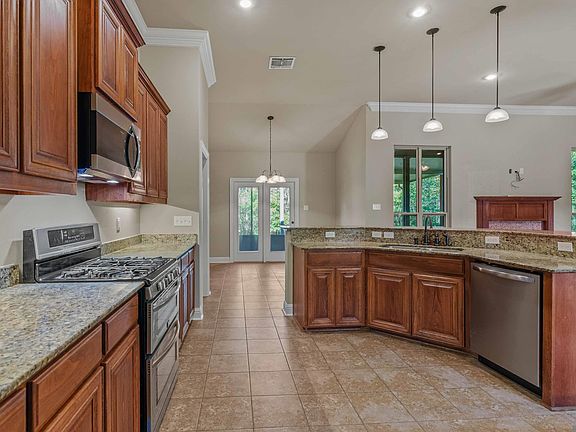 2nd image of 4995 Harbor Ln
