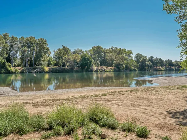 180 S Main St, Red Bluff, CA 96080