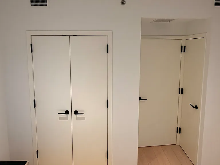 355 W 39th St #5B — Photo 31