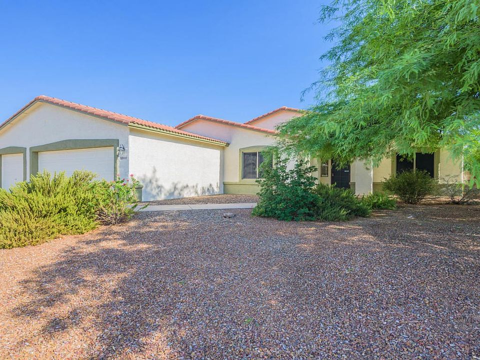 1st image of 8657 E Esselmont Dr