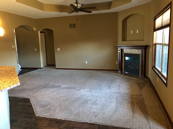 5th image of 2901 Westminster Dr #2904