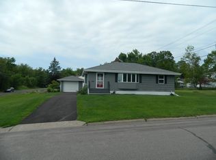 1403 N 47th Ave E, Duluth, MN 55804