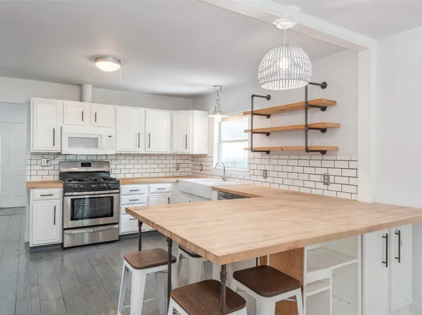 405 N Bradshaw St, Denton, TX 76209