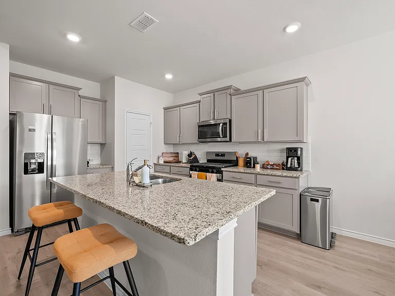10124 Kayak St — Photo 8
